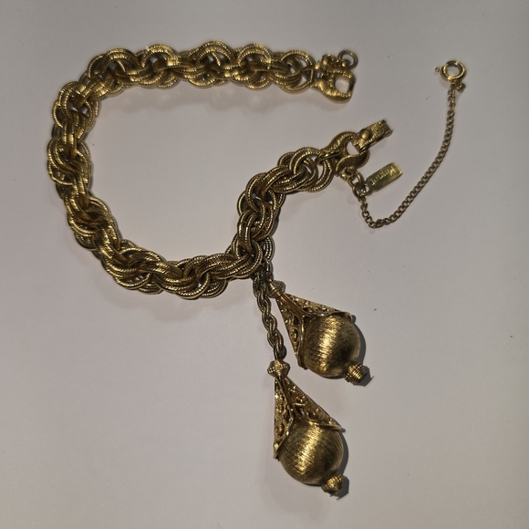 Vintage Gold Bracelet with Tassels - Picture 8 of 8